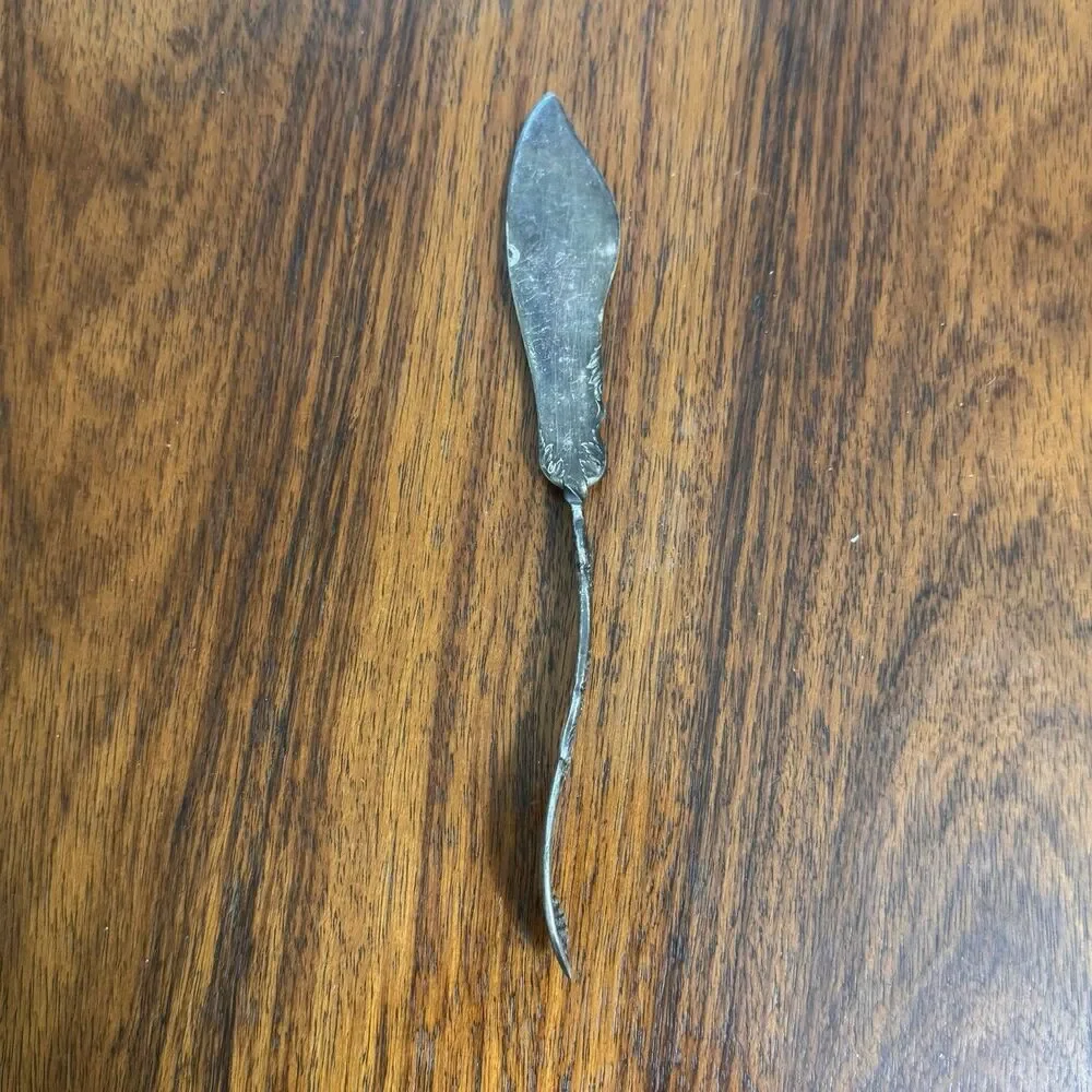 Antique 1881 Rogers A1 Silverplate La Vigne Grape Twisted Master Butter Knife